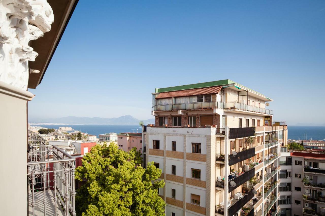 Napolicentro Mare - Sea View & Bed & Breakfast