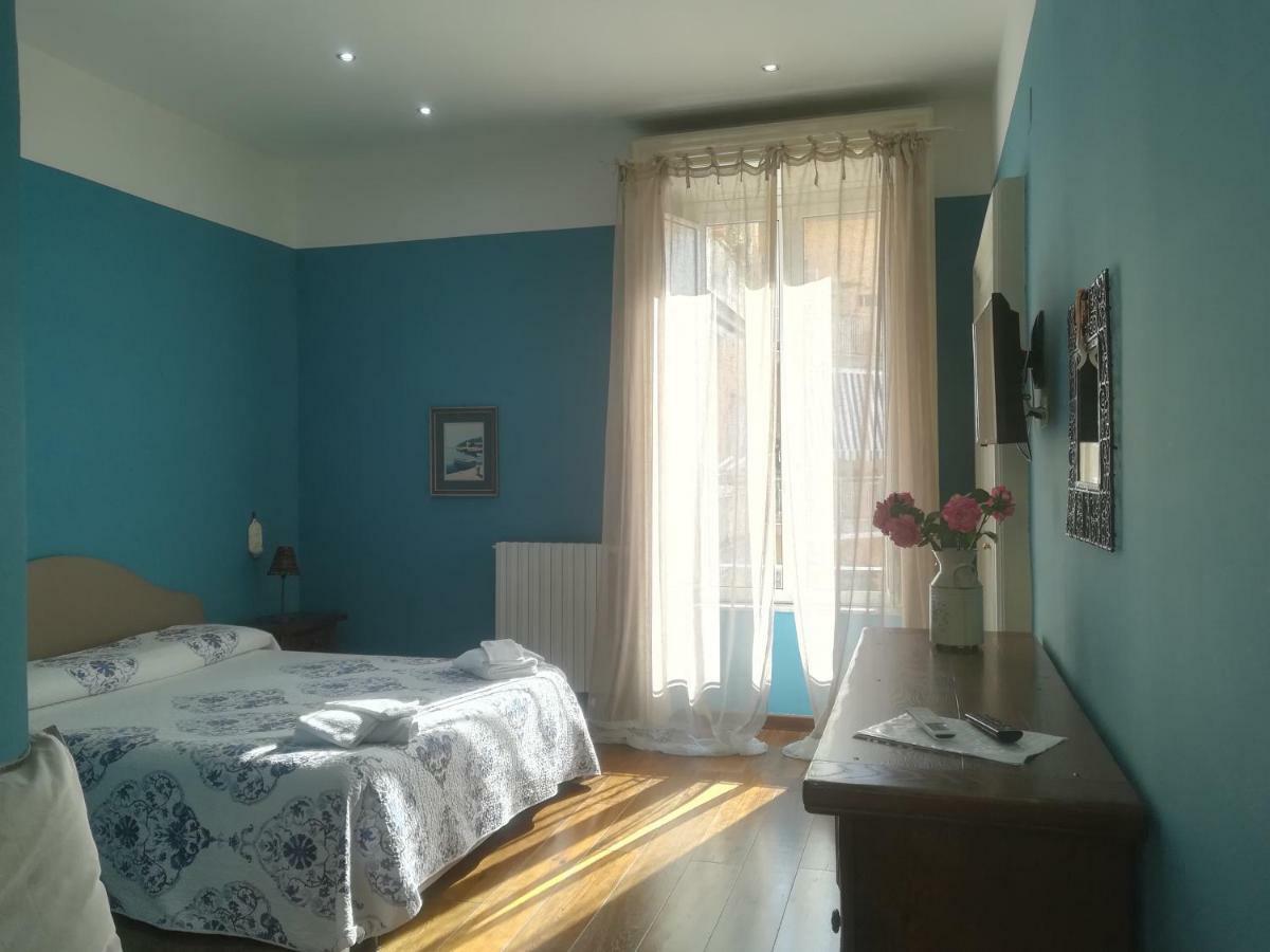 Bed & Breakfast Luca Giordano N6 Naples