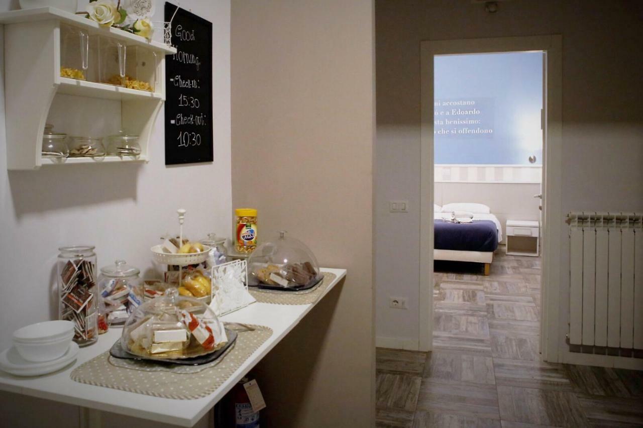Bed & Breakfast 61 Piazza Cavour Naples