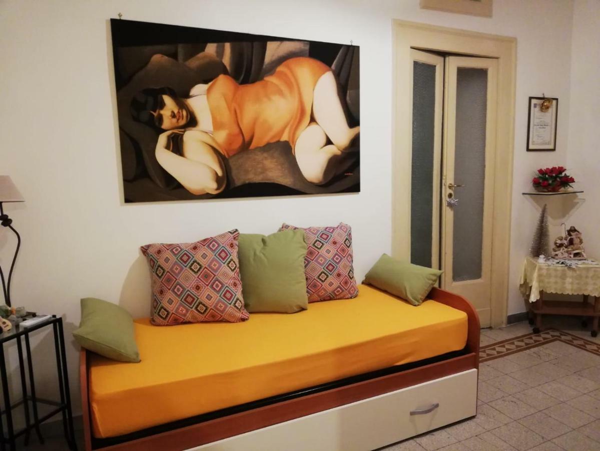 Casa Lillina A Toledo , Near Piazza Del Plebiscito Naples