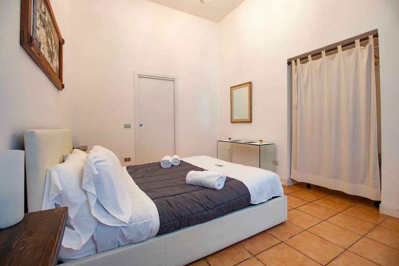 Carafa's Central By Hhn Naples
