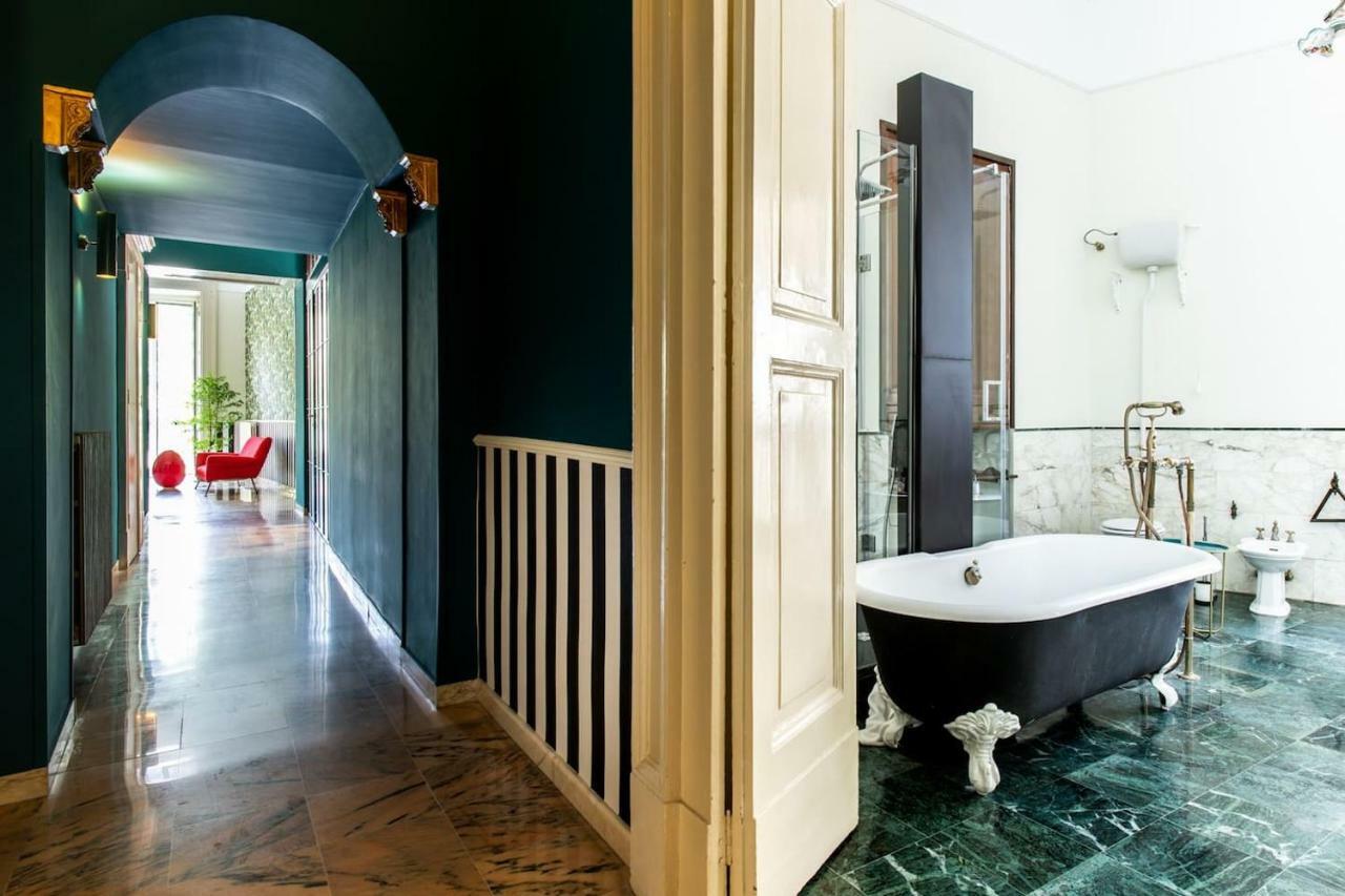 Avantgarden * Naples
