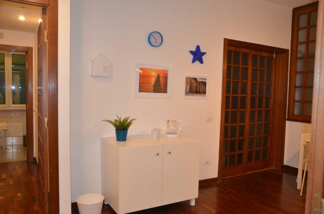 Le Stanze Di Raffaello Bed & Breakfast Naples