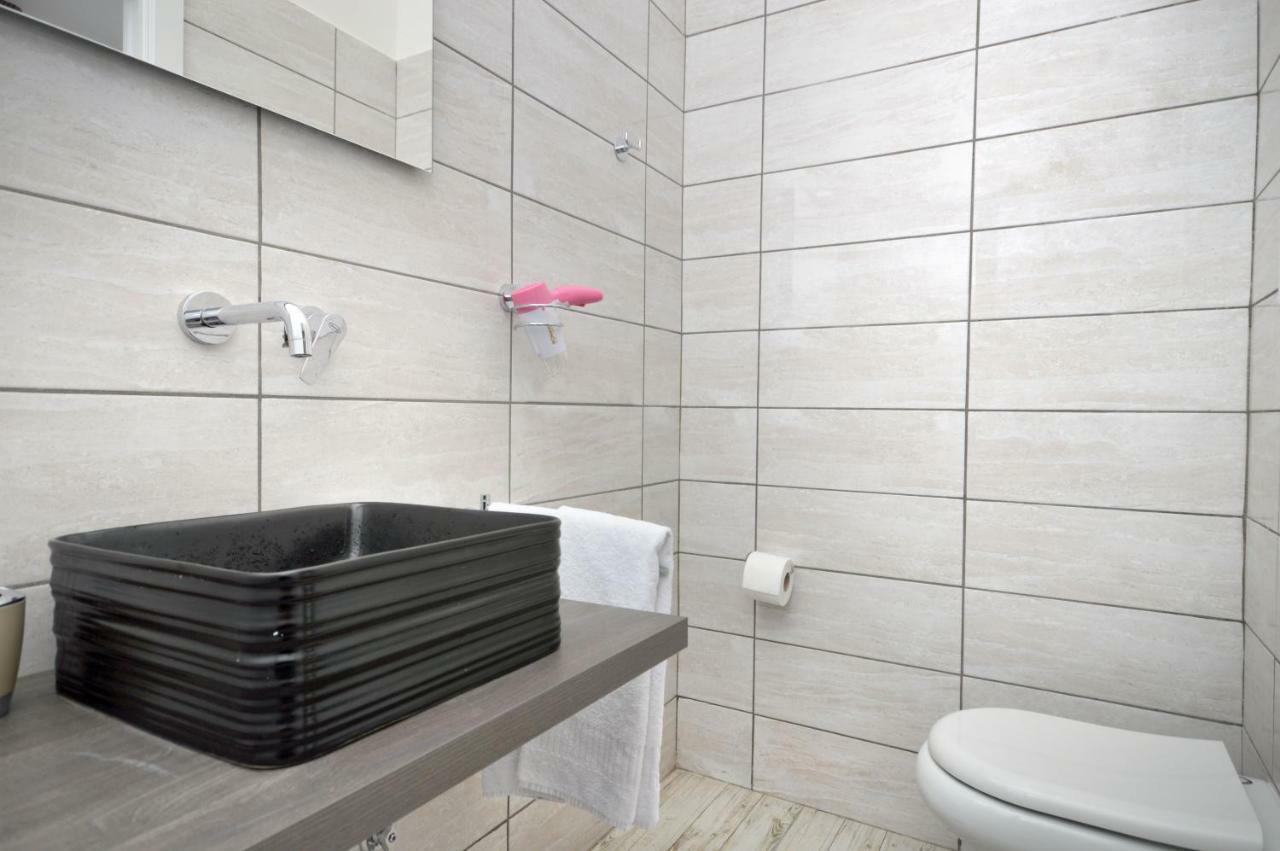 B&bcentral Station Naples