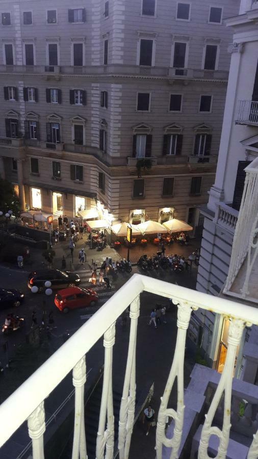 La Casa Di Elvira * Naples