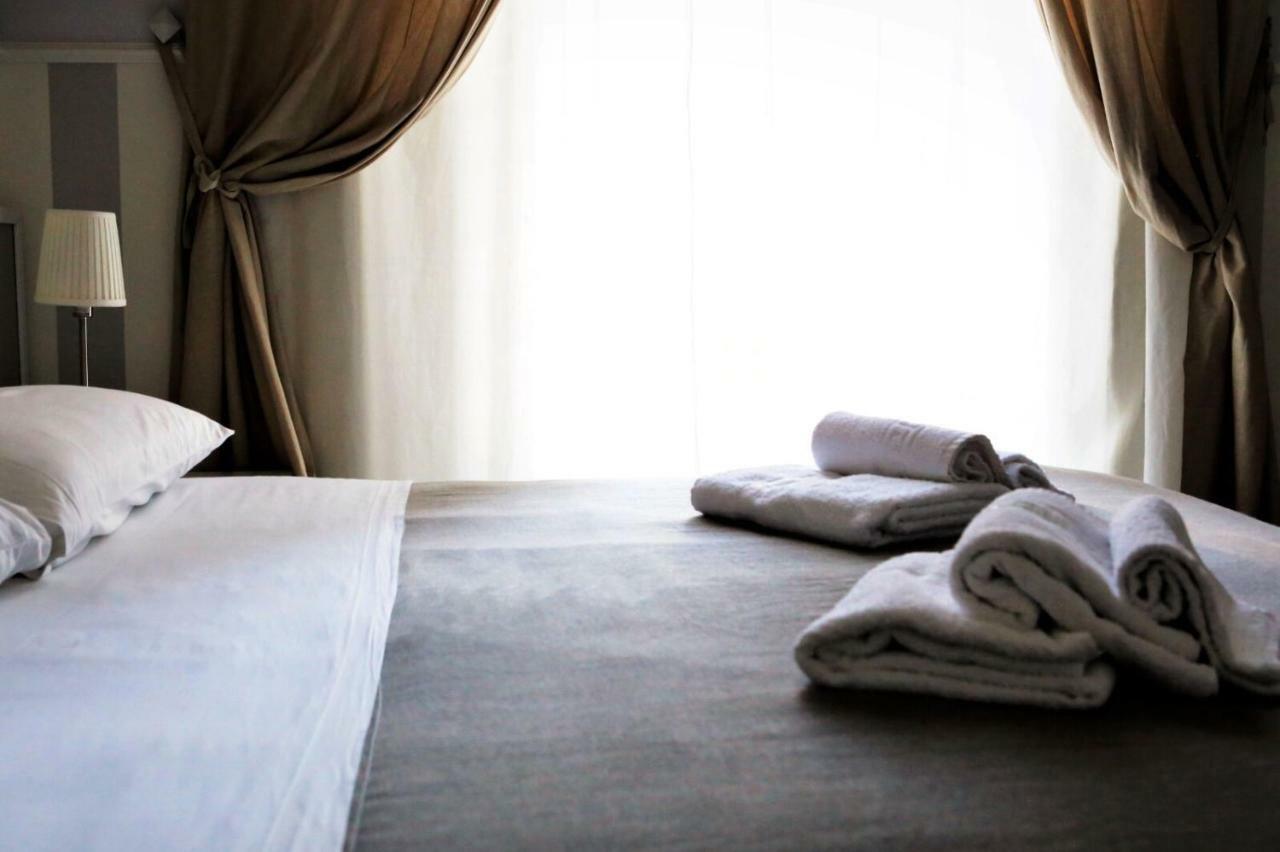 Bed & Breakfast 61 Piazza Cavour Naples