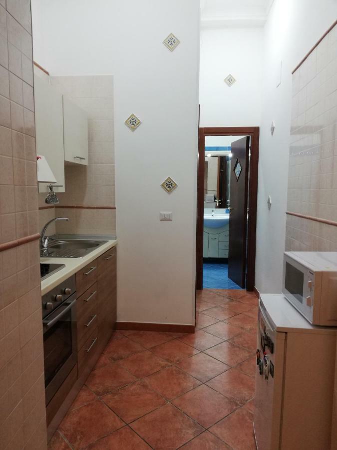 Apartment Casa Lillina A Toledo , Near Piazza Del Plebiscito Naples