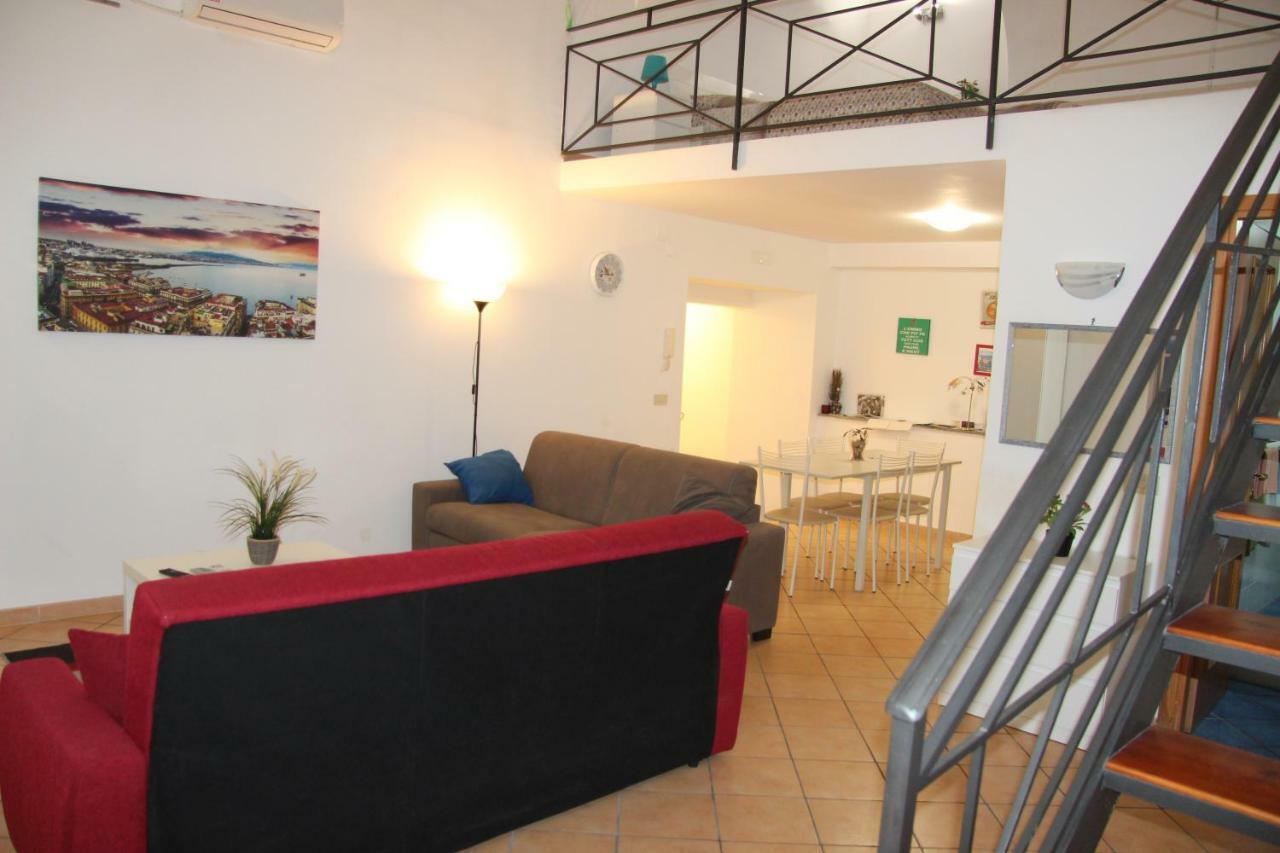 Ai Tribunali Apartment Naples