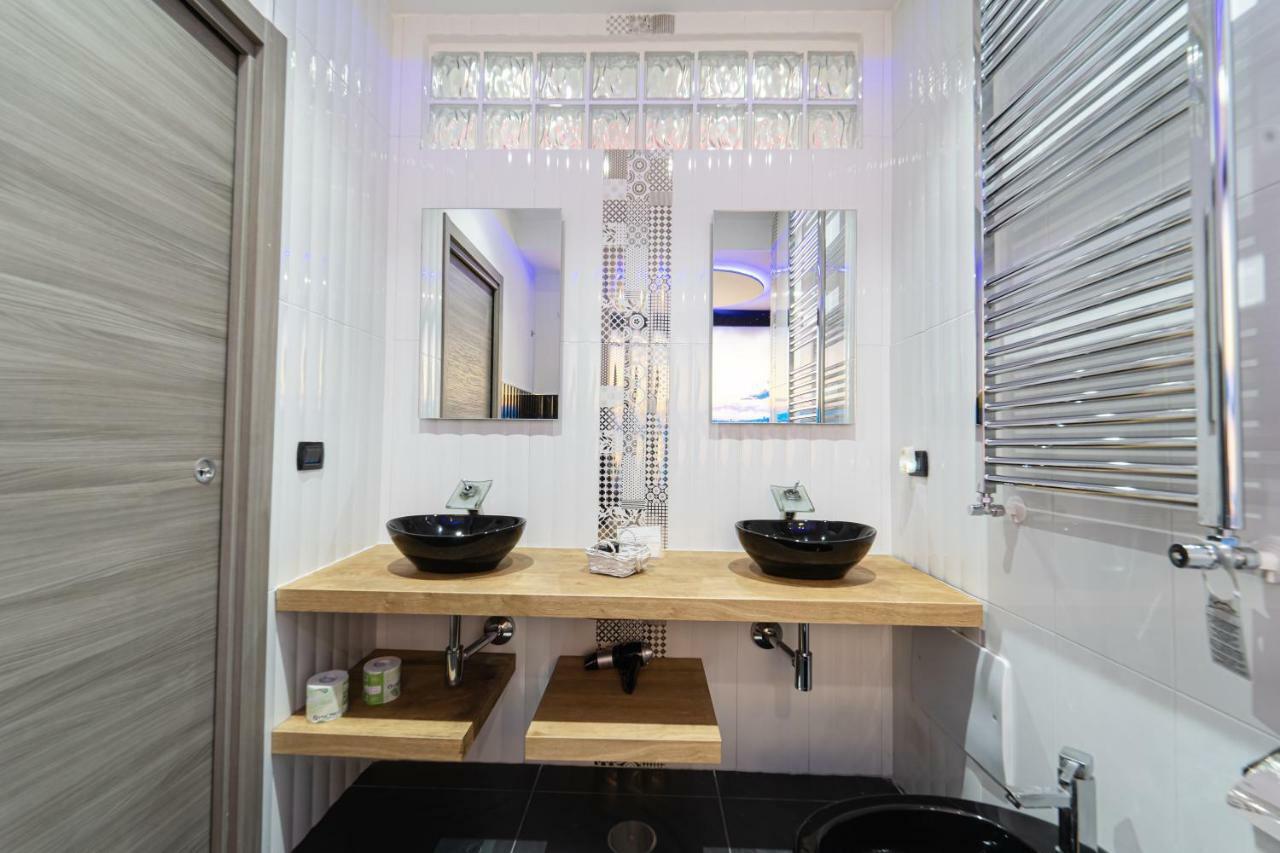 Royal Art H Duomo - Centro, By Clapa Group Guest house