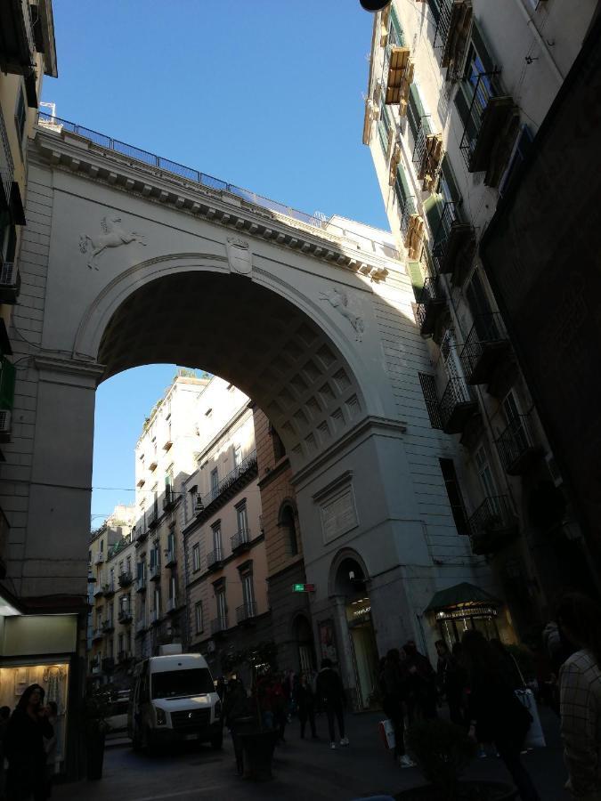 Arco Di Chiaia Naples