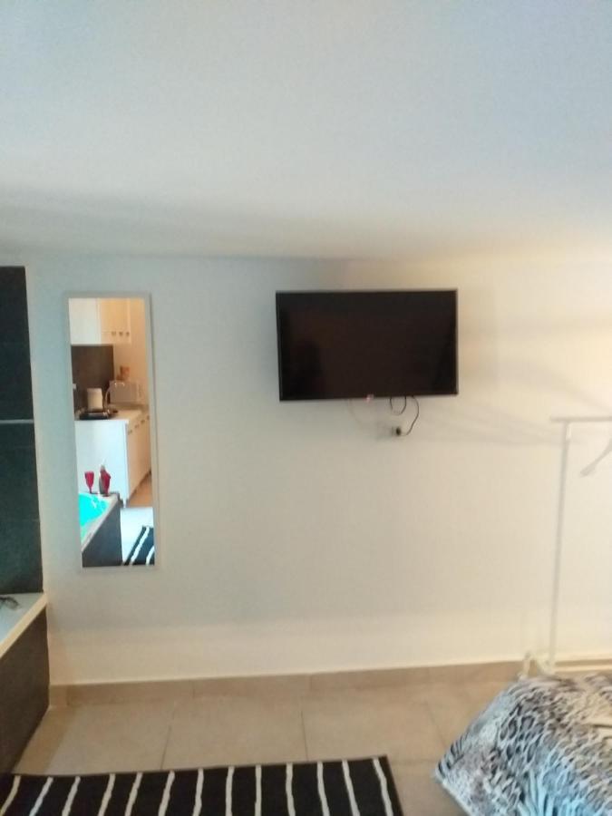 Apartment Casa Del Caravaggio Naples