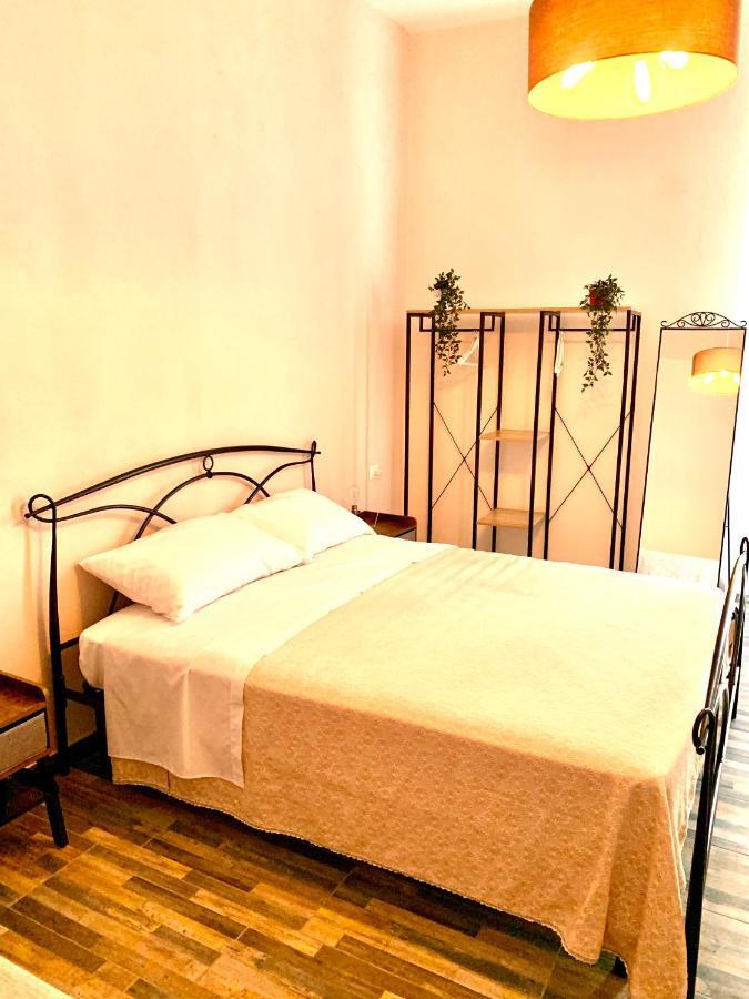 Bed & Breakfast Lammatari 56 Naples