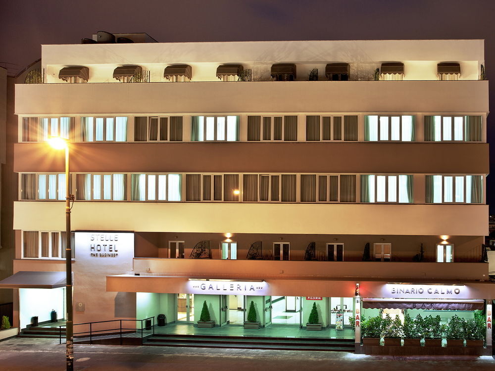 Stelle The Businest 4*