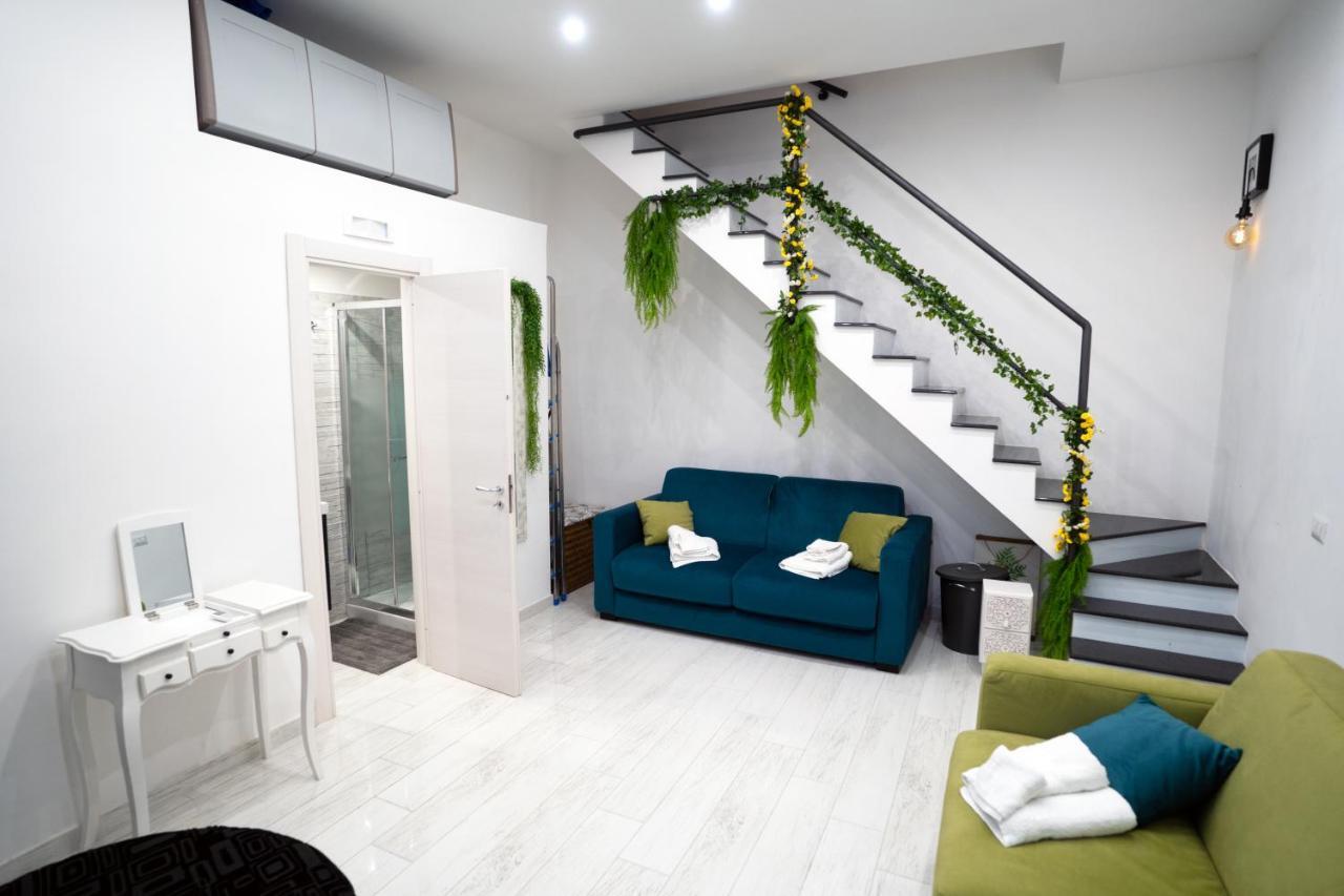 Central Monkey House Apartment *