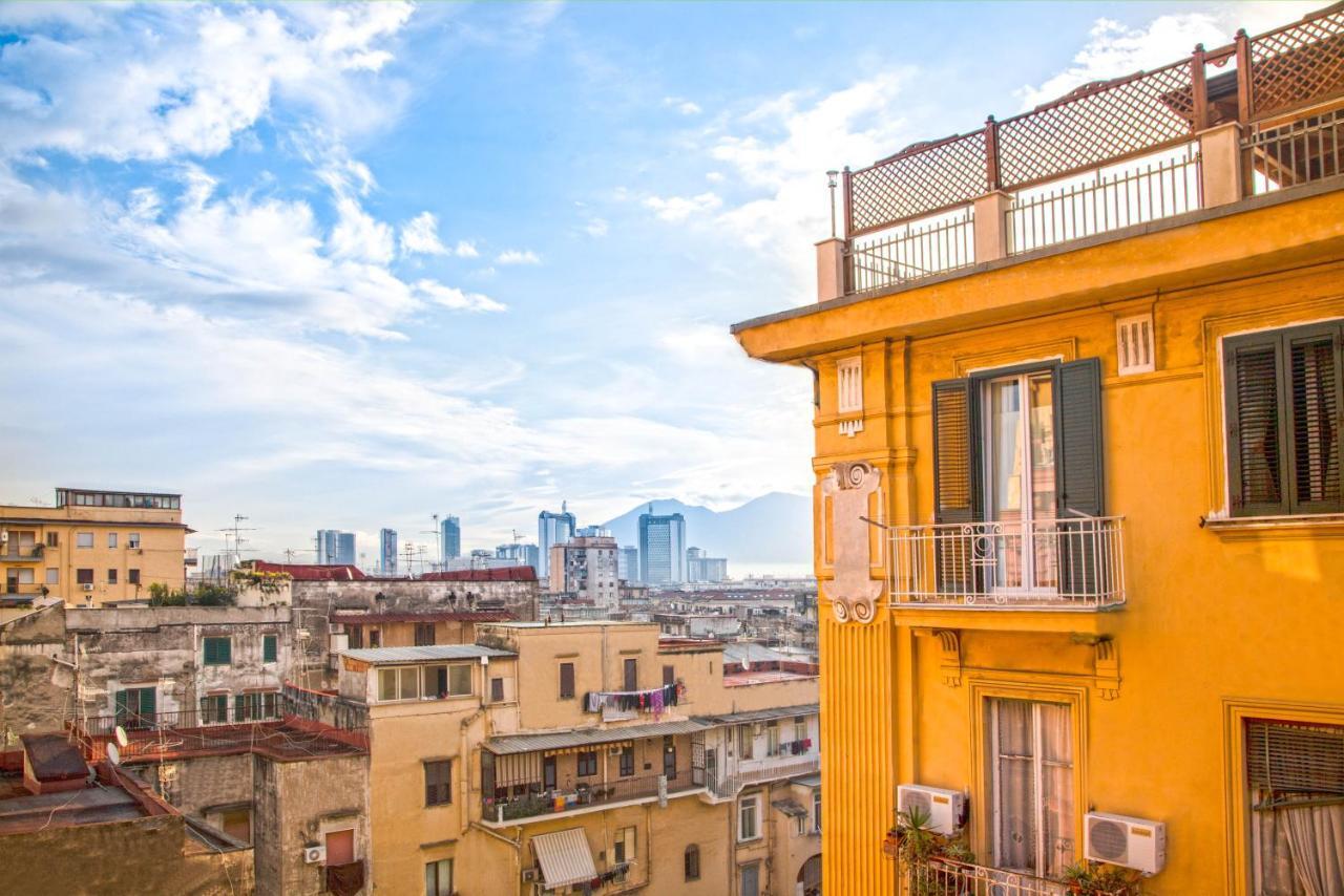 Apartment Ferdinando Arthouse Oversized Modern - By Gocce Team Naples