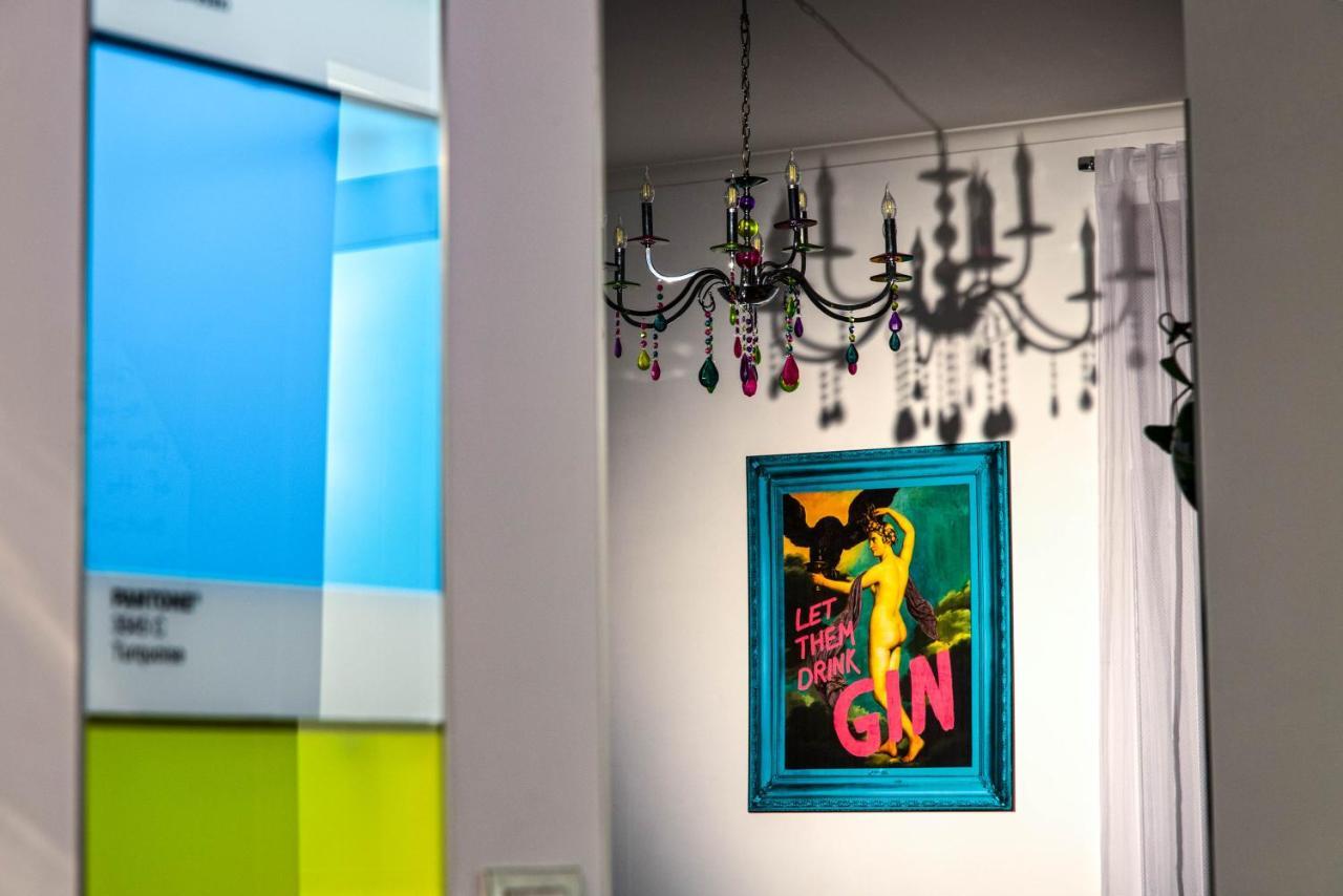 Apartment Ferdinando Arthouse Oversized Modern - By Gocce Team Naples