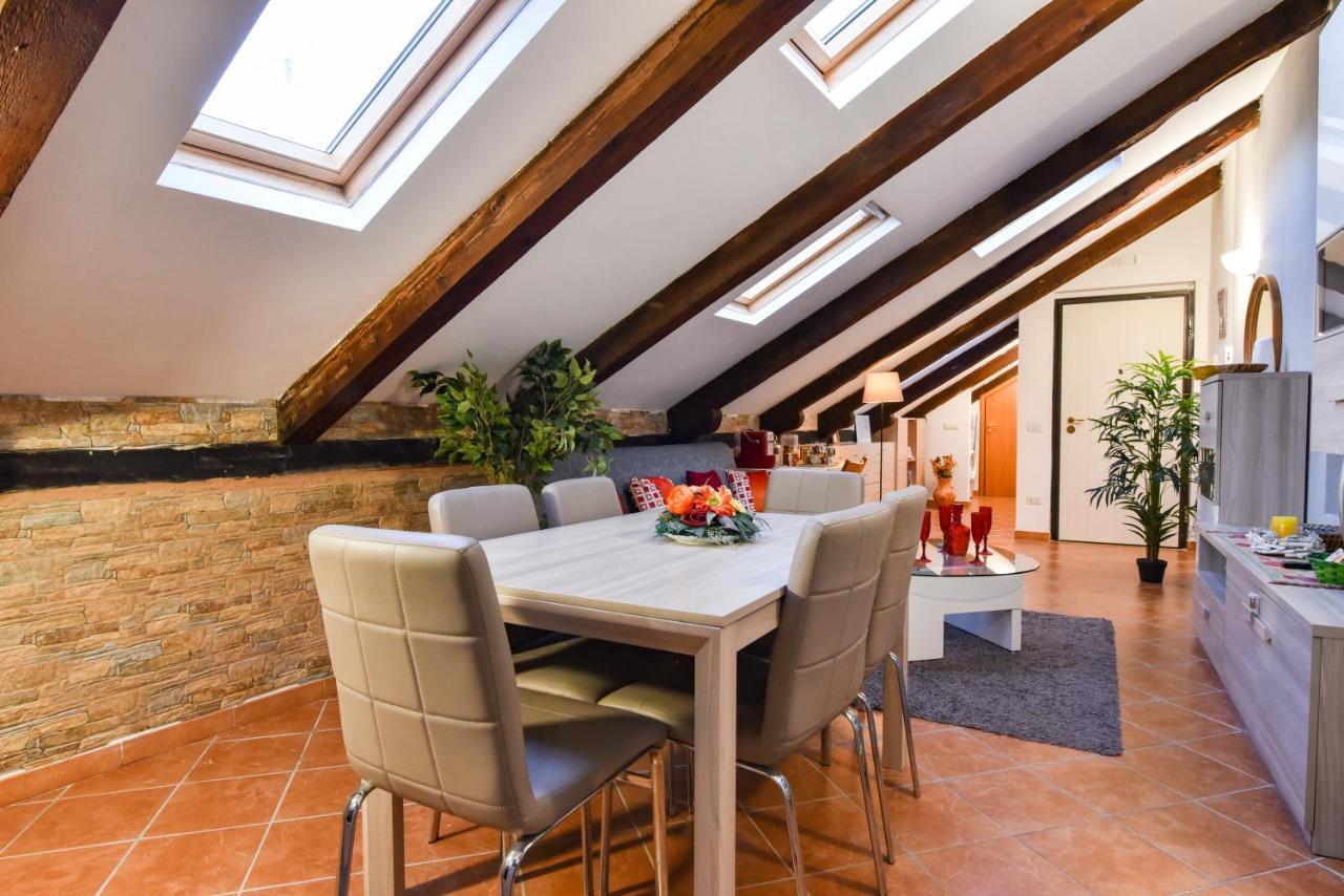 La Mansarda Guest house Naples