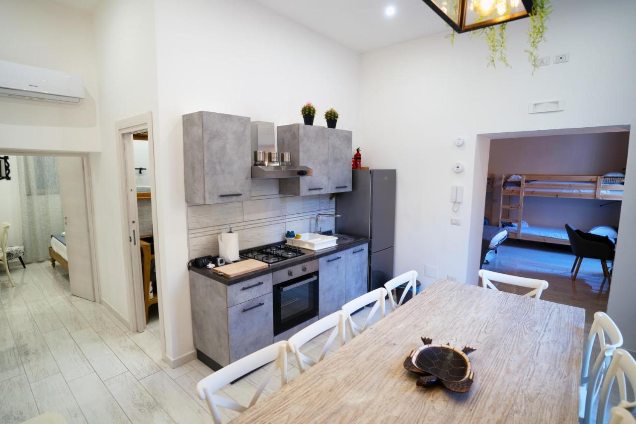Central Monkey House Apartment