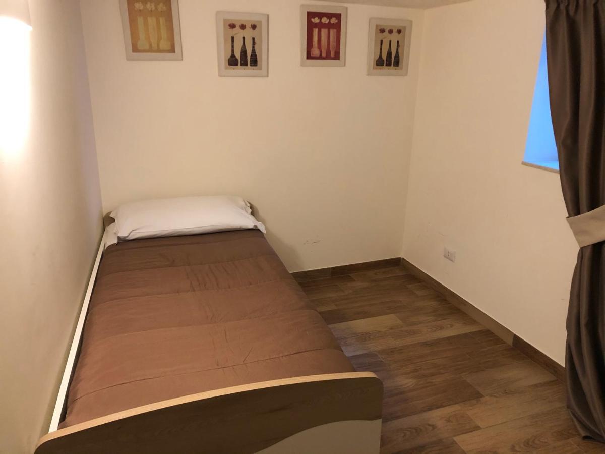 Il Paradiso Di Dante Bed & Breakfast 2*
