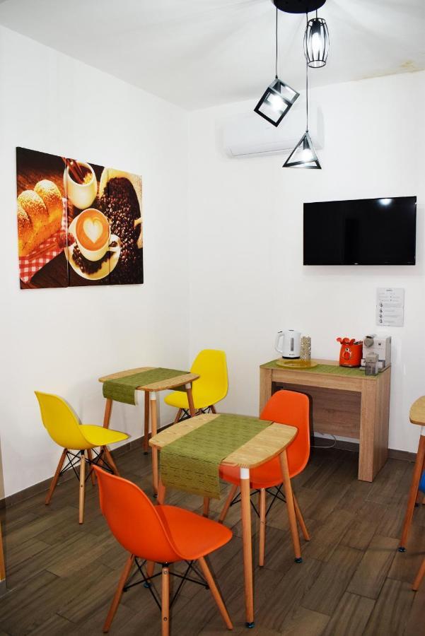 Neapolis Pie Homestay *